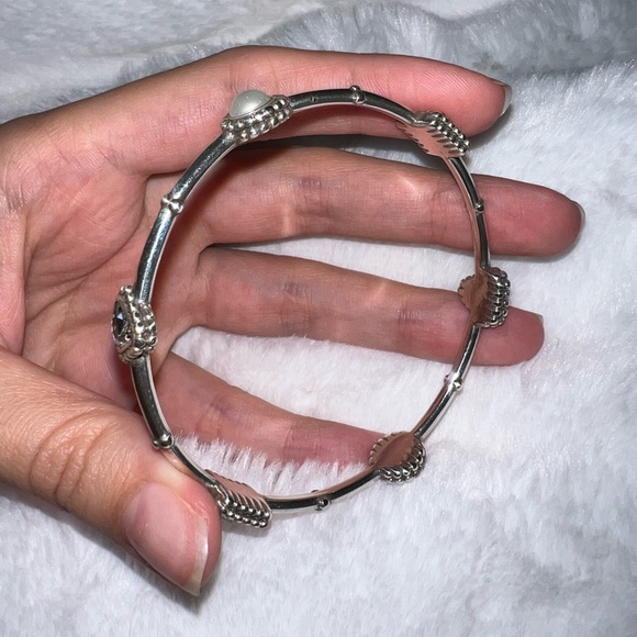 Brighton Bangle - Picture 3 of 7